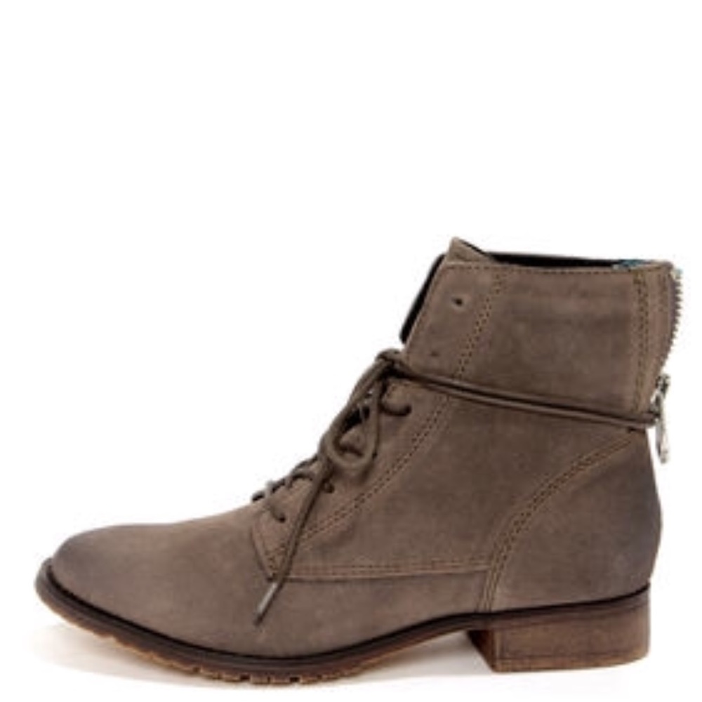 Steve Madden Rawlings bootie